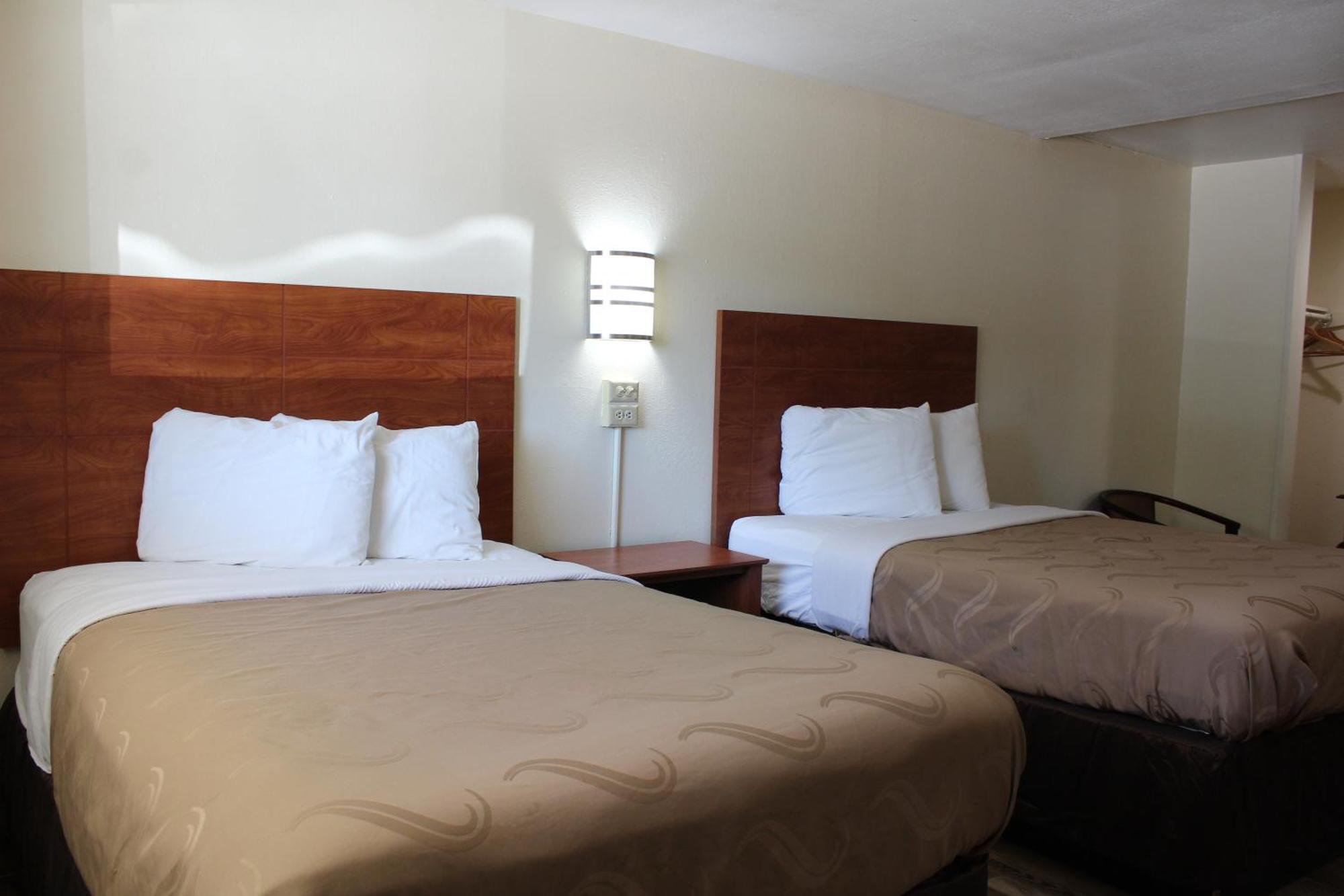 Evergreen Inn And R.V. Winnfield Ngoại thất bức ảnh